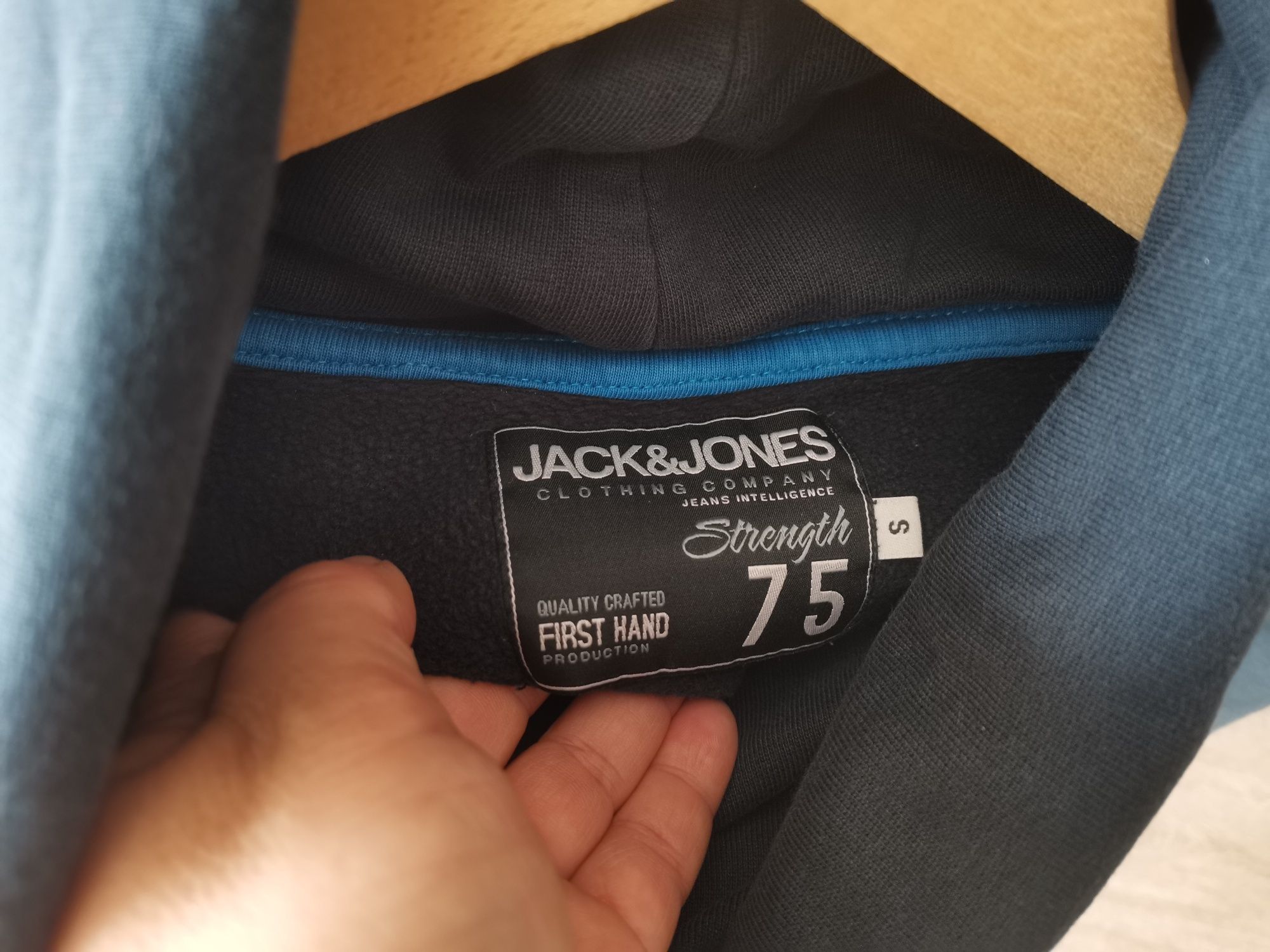 Суитшърт за момче Jack and Jones