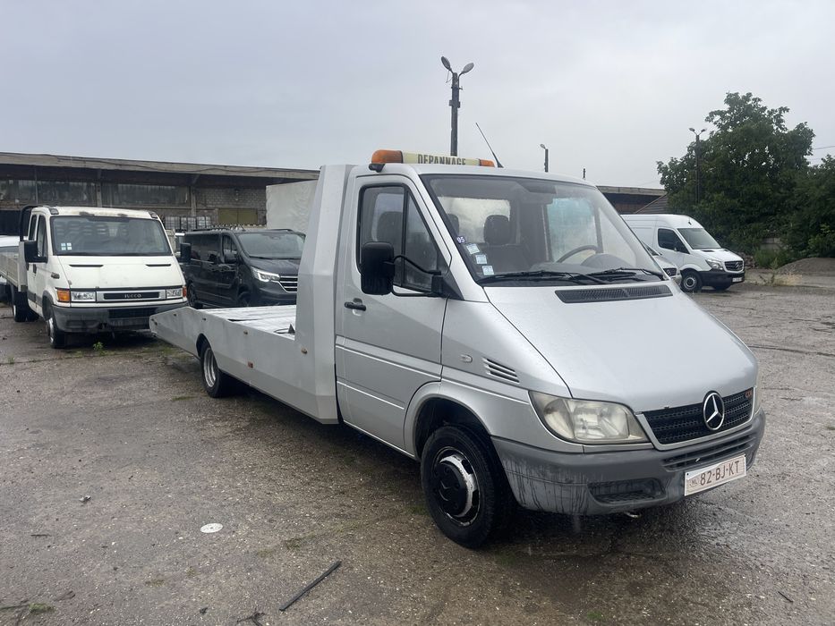 Mercedes 413cdi. 3,5 t. Autotransport