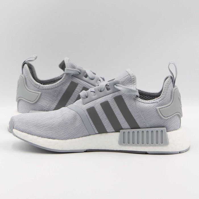 Оригинални маратонки * ADIDAS NMD _R1 * EU42