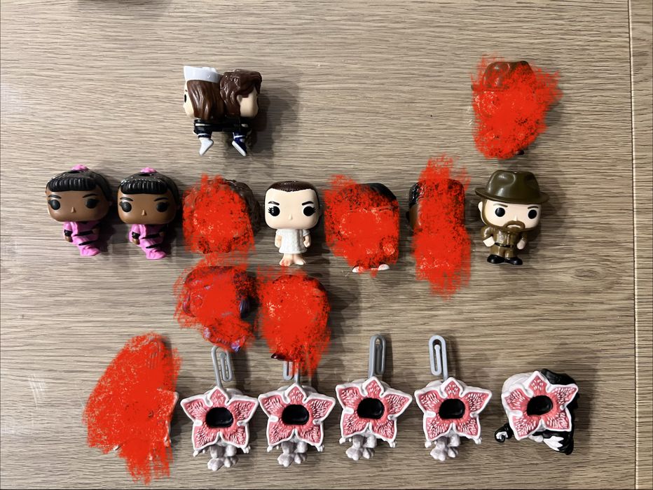 Обмен Kinder Joy Очень странные дела