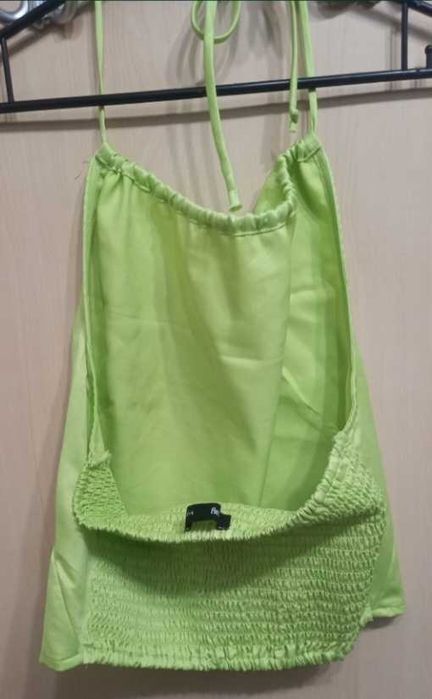 Чисто нов ефектен crop топ