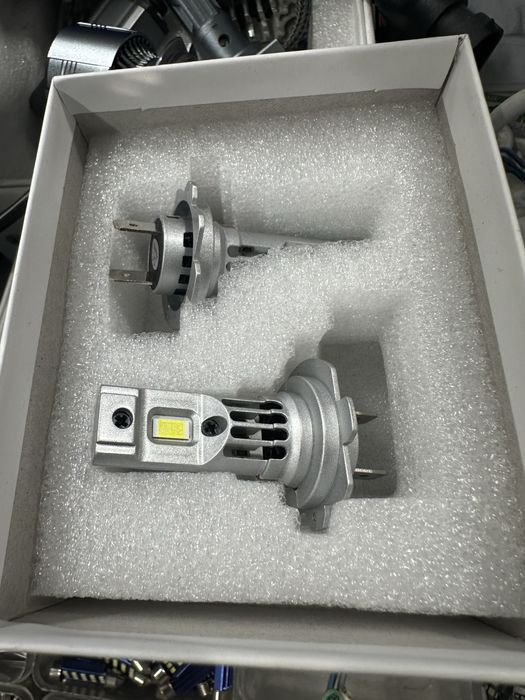 Becuri led H7 H1 H4 H11 H8 -99lei D1S D2S D3S 160 lei