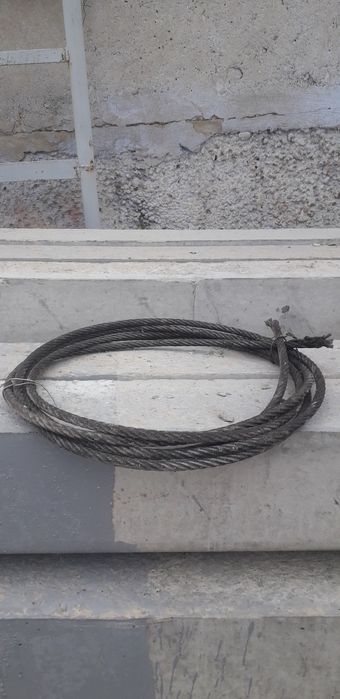Продам трос стальной 14мм. Длина 7.5м.