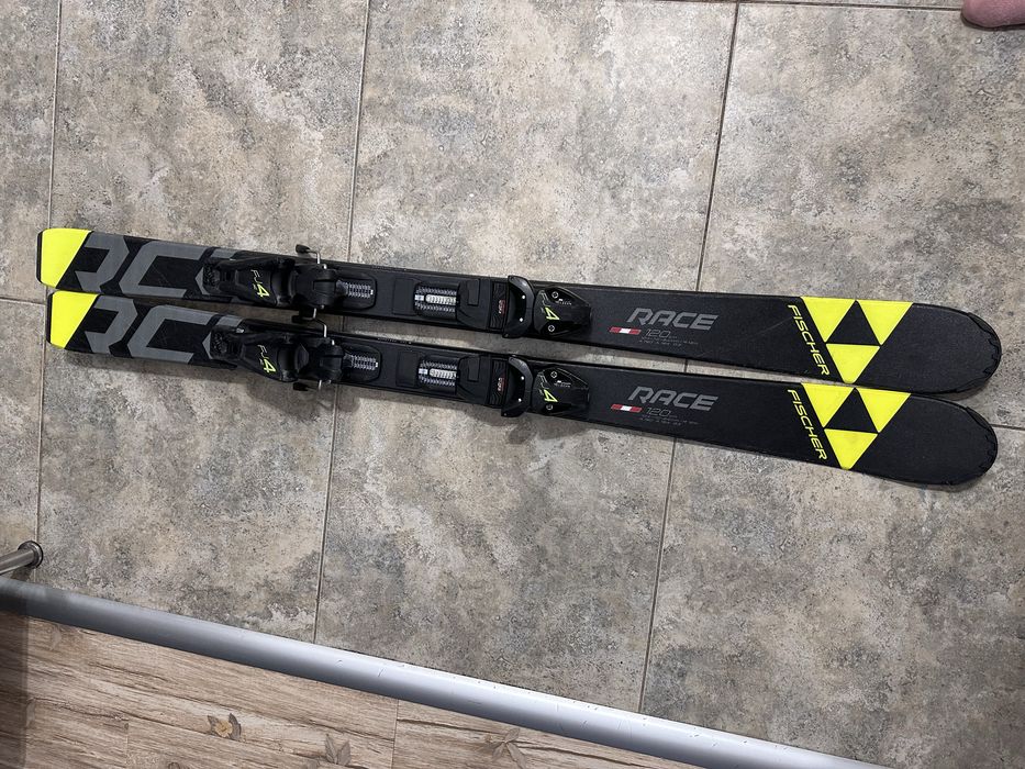 Clapari Fischer Ranger 60, marimea 22,5 (Eu -36) + ski/uri Fischer Rc