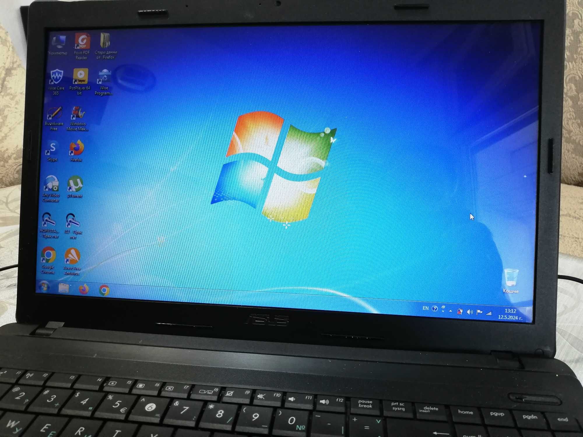 Лаптоп ASUS X54L