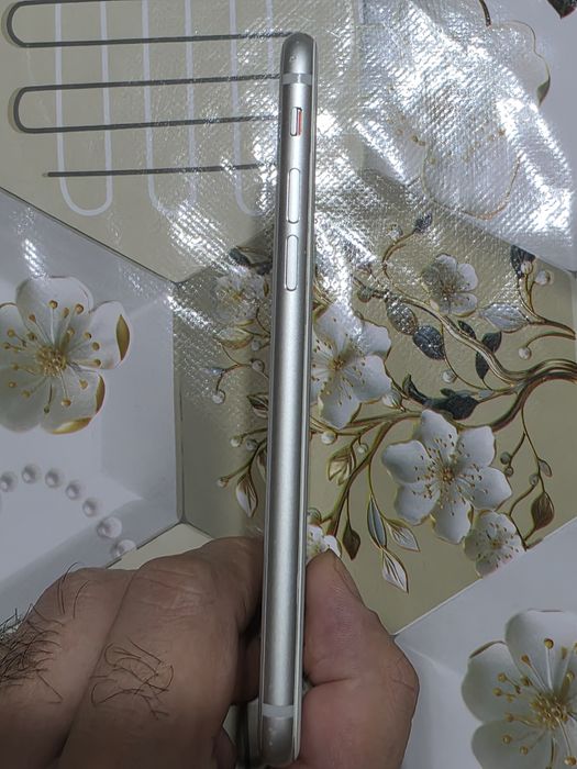 iPhone 8 64 Gb White