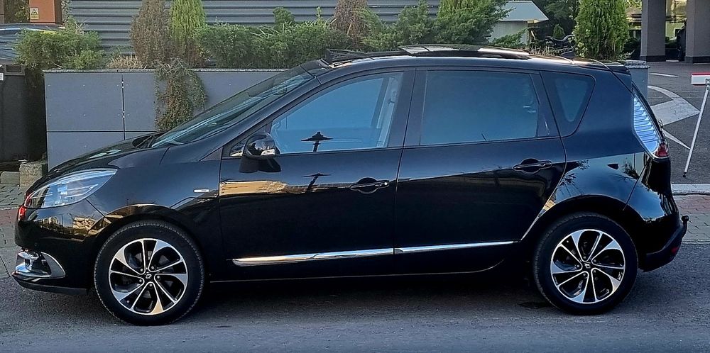 Renault Scenic  - 1.5dci - Bose edition - trapa panoramica