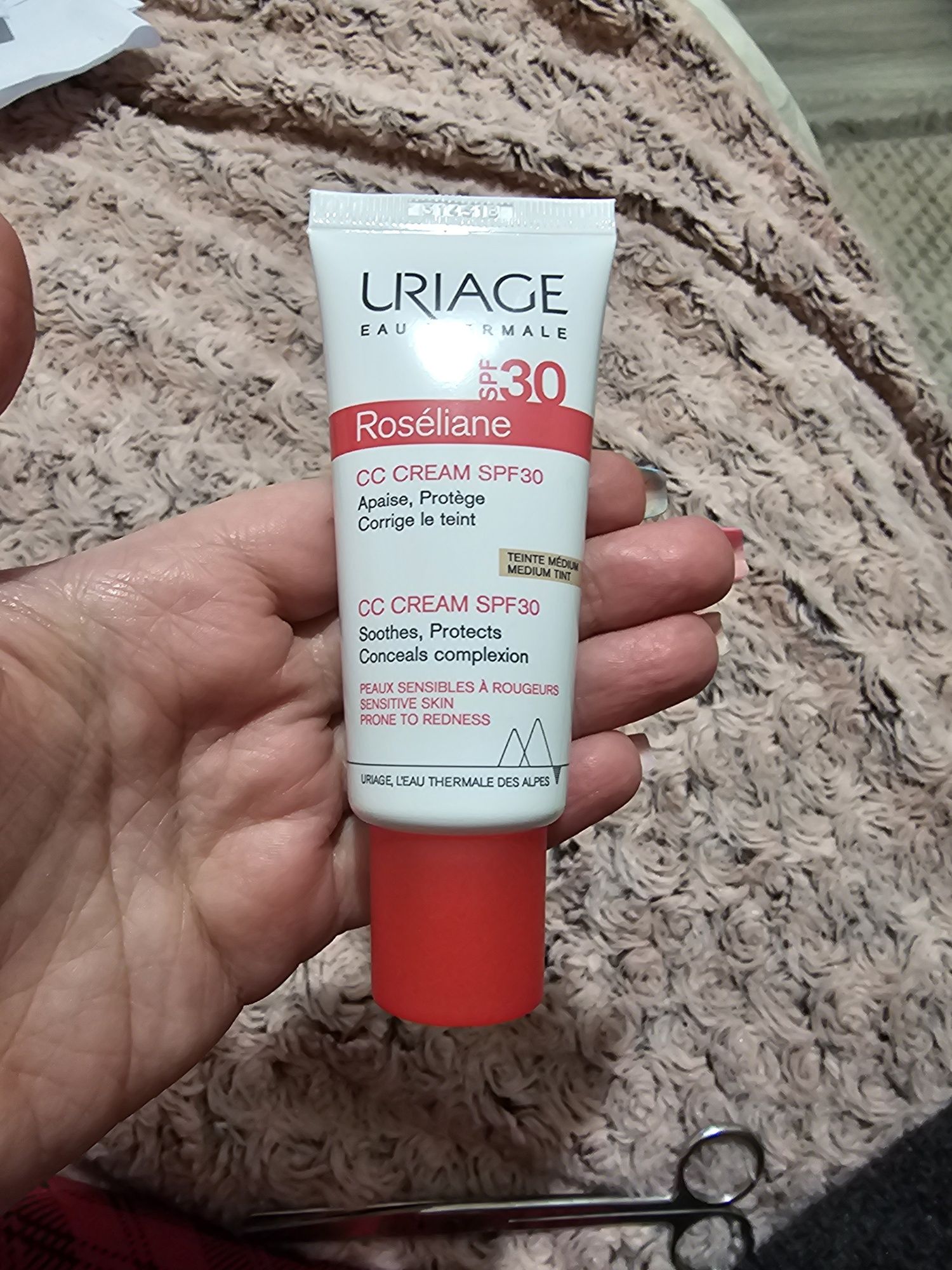 Crema CC anti-roseata Uriage