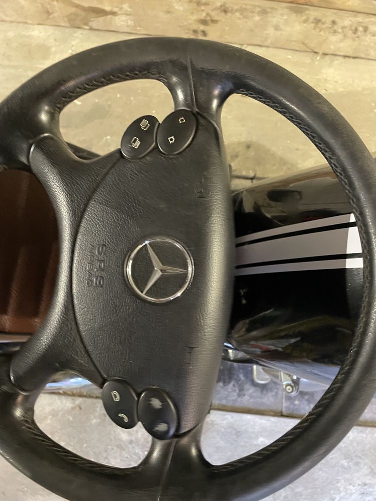 Волан Mercedes w209