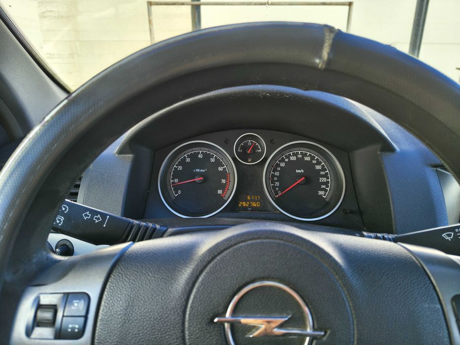 Opel Astra h , 2005 motor 1.4