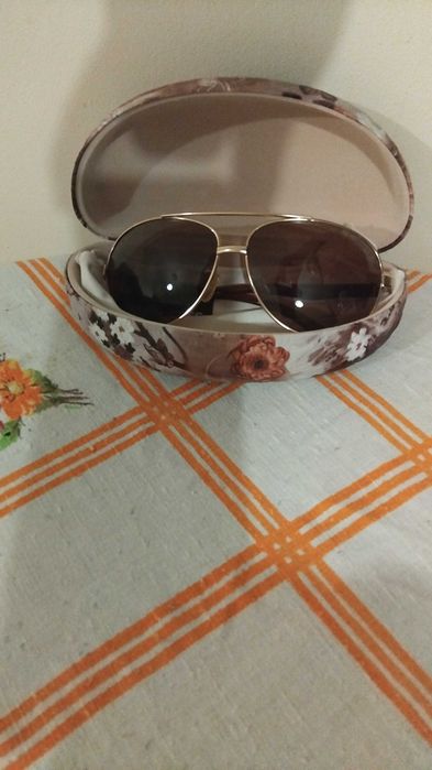 Дамски слънчеви очила