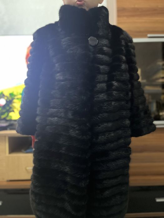 Норковая  шуба для женщин черная красивая