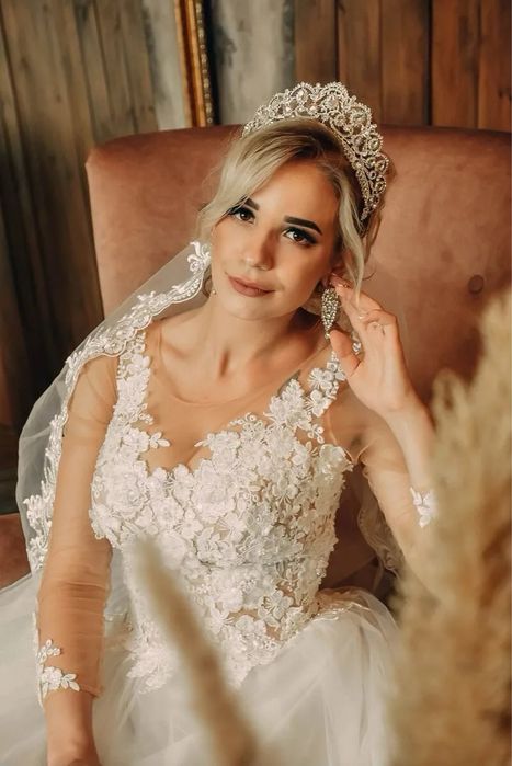 Платье свадебное