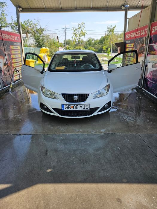 Vând Seat Ibiza 1.2 benzina