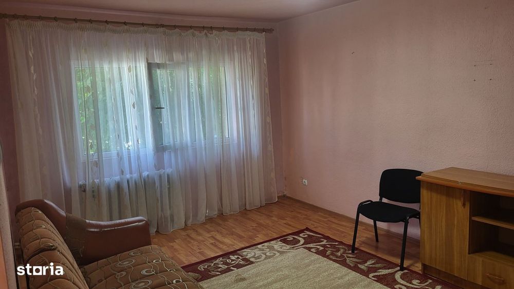 Apartament 2 camere, situat etaj 1 in bloc P+4E - zona Hotel Vrancea.