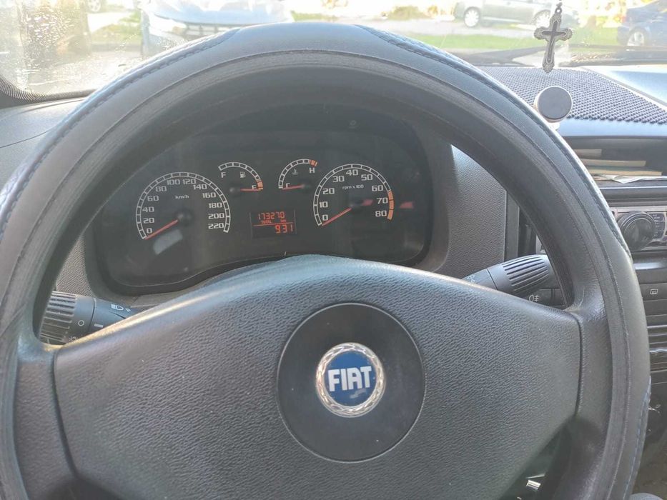 Vând urgent Fiat albea an 2006