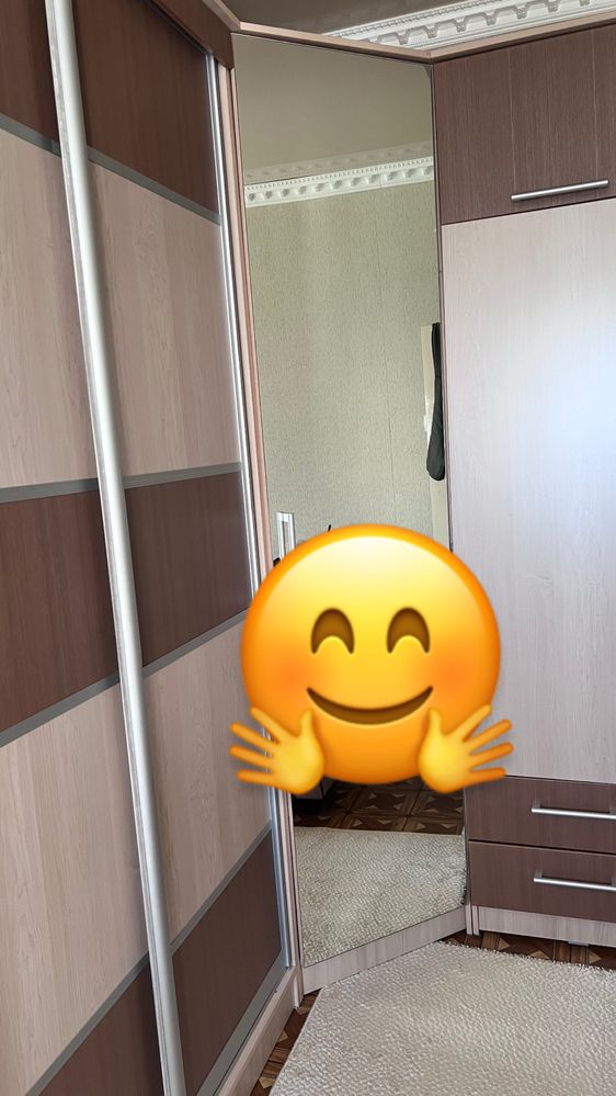 Продам угловой шкаф