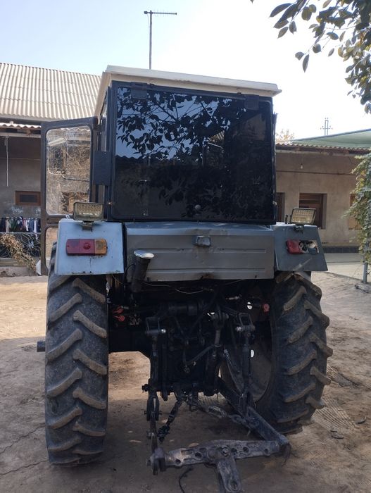 ТТЗ трактор сотилади