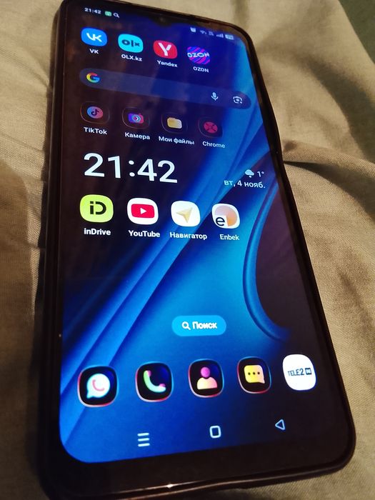 Новый ОРРО А18,128гб, не пользовался,почти, чехол кожанный