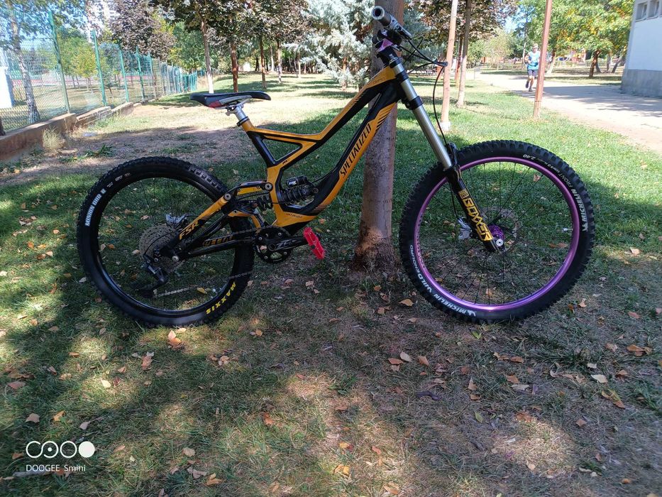 SPECIALIZED DEMO 8 26"DH,колело MTB спускане,Downhill,планин велосипед