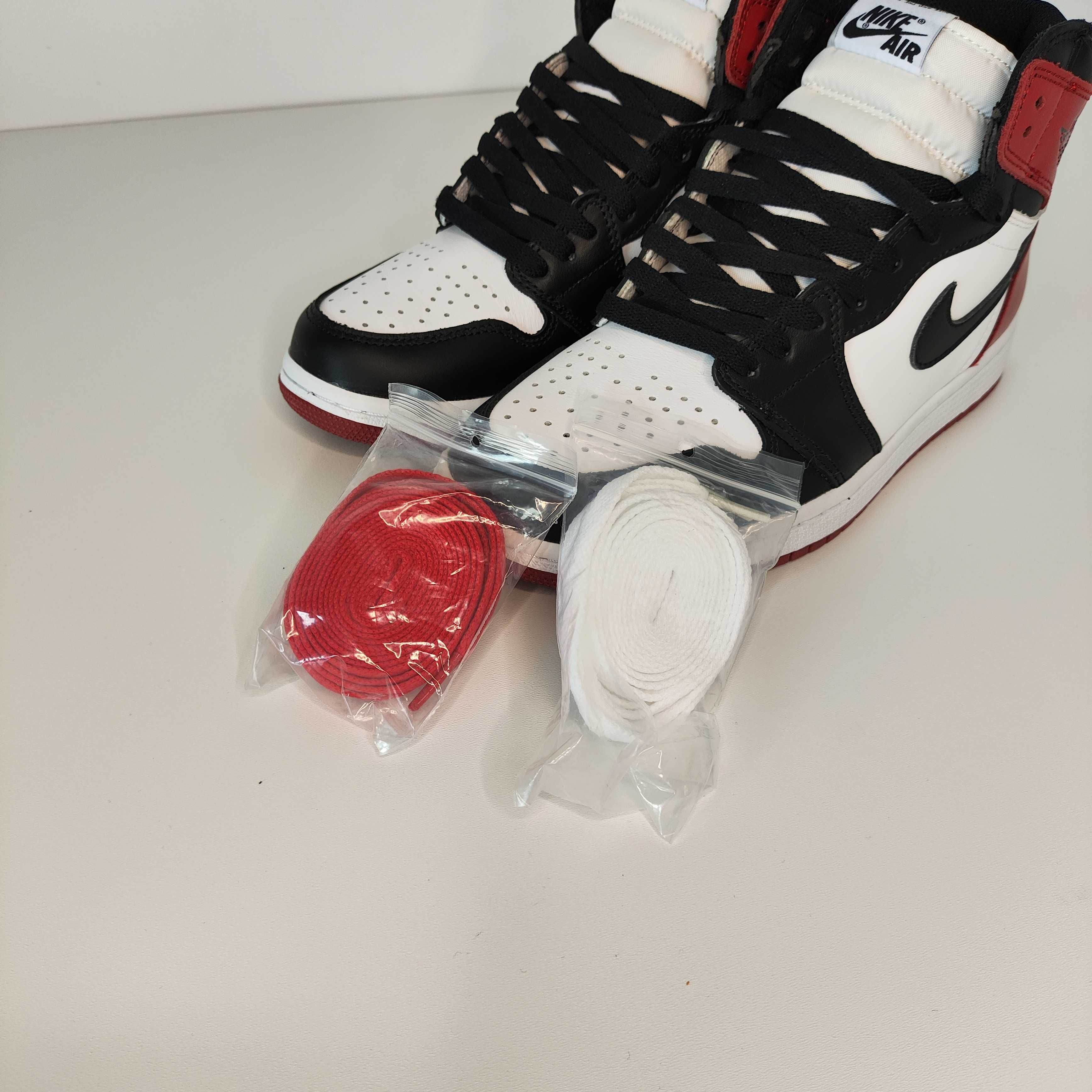 NIKE Air Jordan 1 Retro High, OG Black Toe