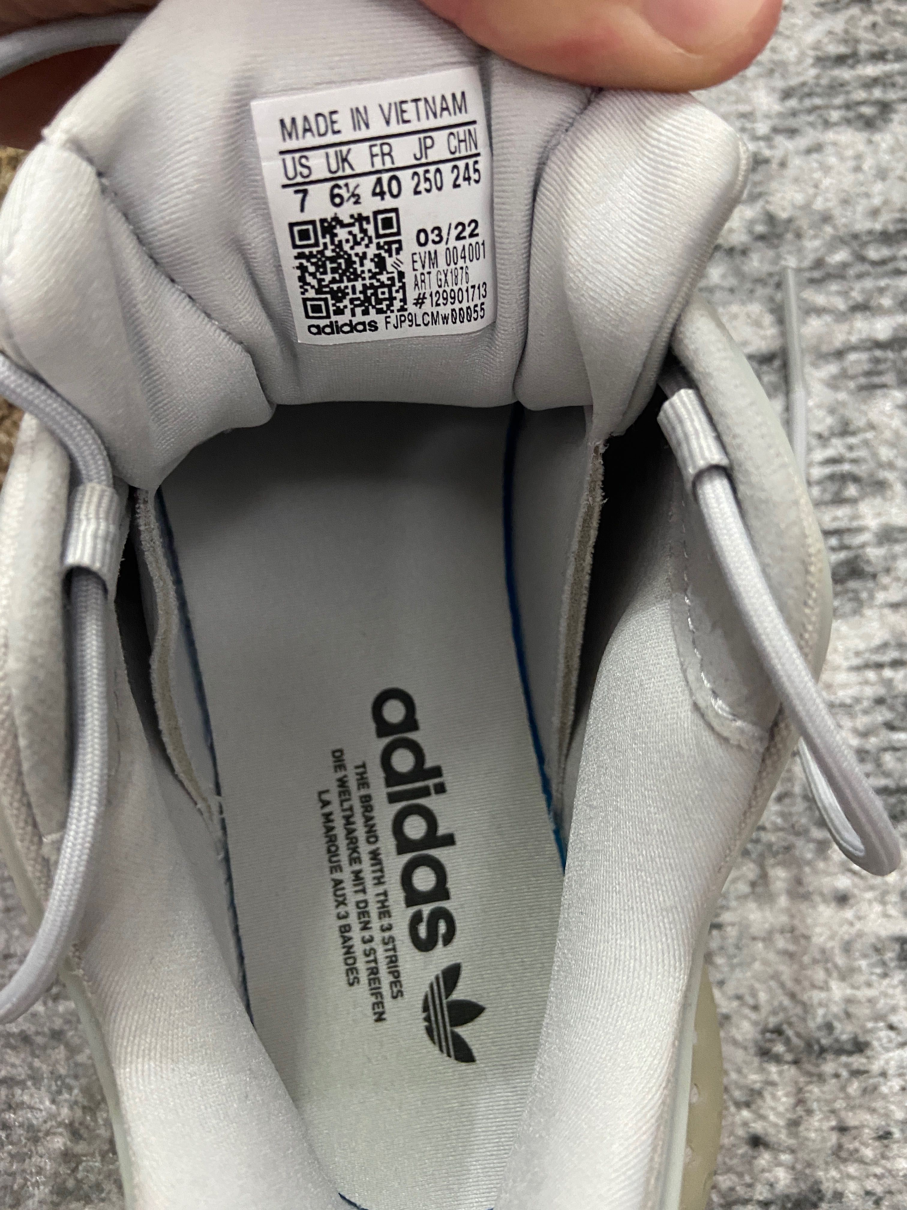 adidas Originals Ozrah