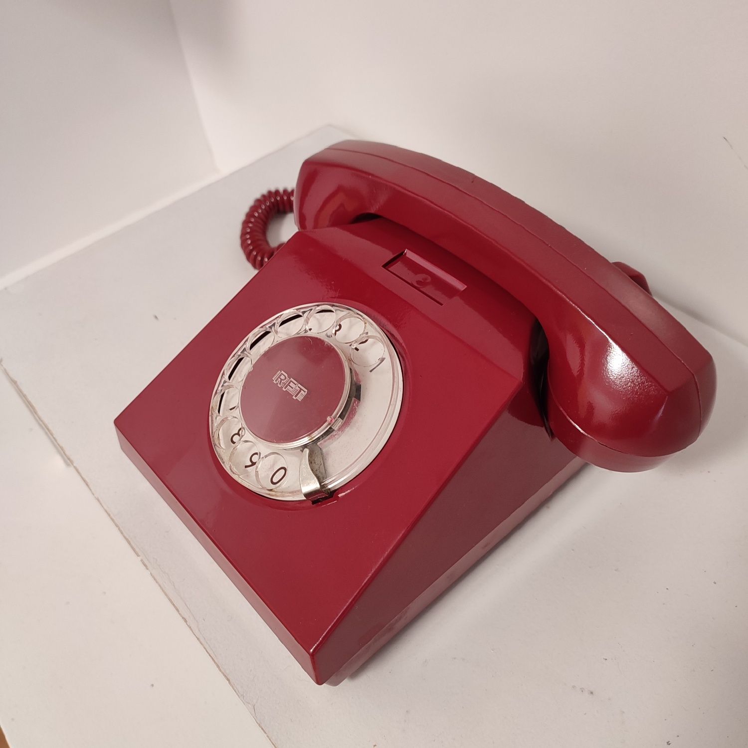 Telefon cu fir de vinzare
