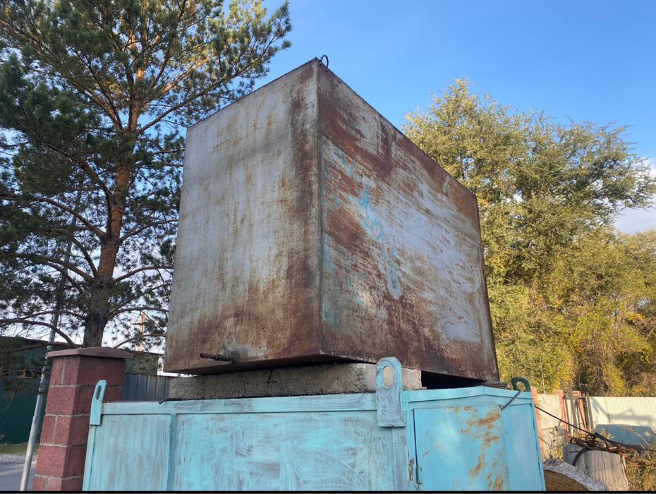 Ёмкость, бочка, цестерна, под ГСМ