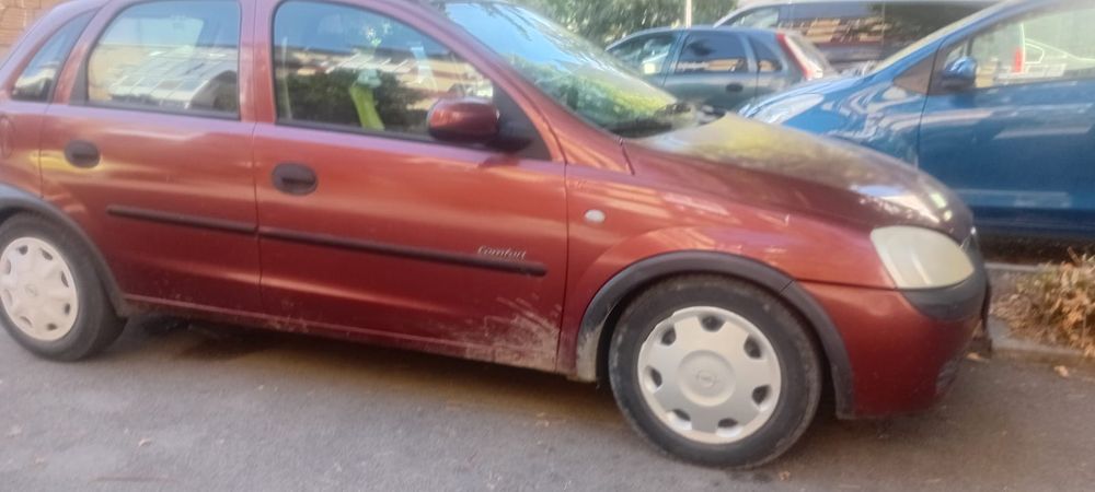 De vânzare mașina funcționa schimbat tot benzină 1.2