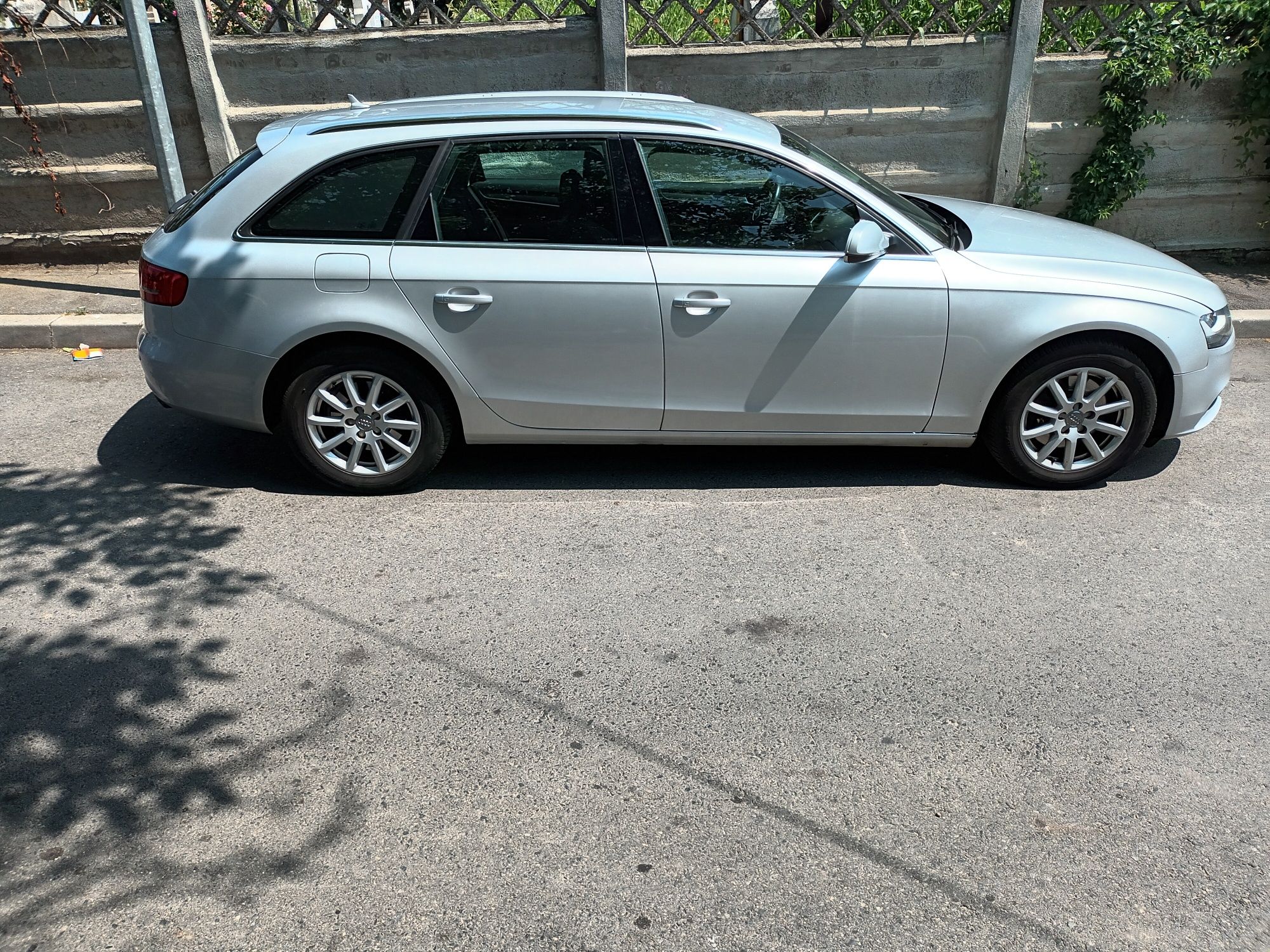 Audi  A4 B8  1.8 TFSI