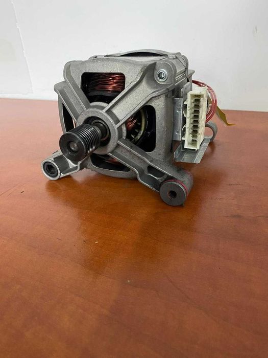 Motor masina de spalat welling UMT4509, 9 pini pt. Heinner HWM-M7012A+