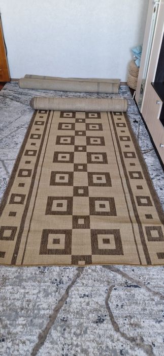 Продам дорожку палас.
