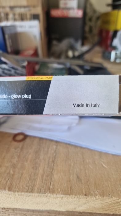 Bujie incandescenta tractor fiat 211 215 fiat 312 315 fiat 411.415 pe