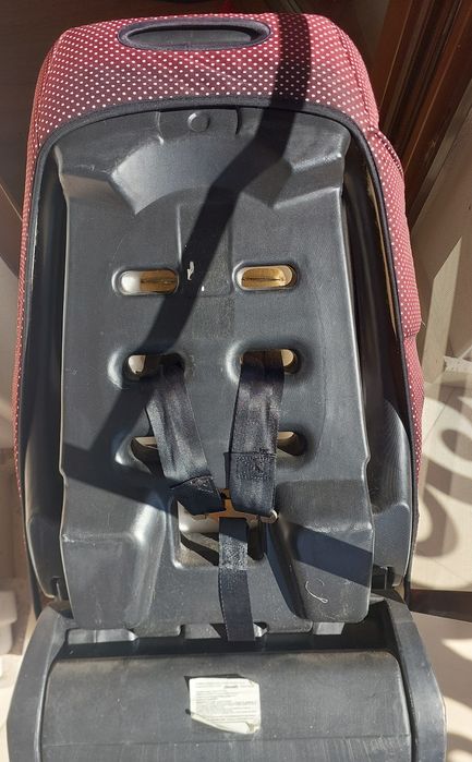 Столче за кола Chipolino Тракс 0-25 кг.