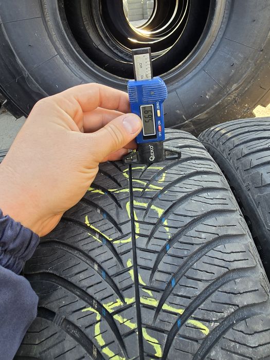 Anvelope de iarna 195-60r15 Goodyear