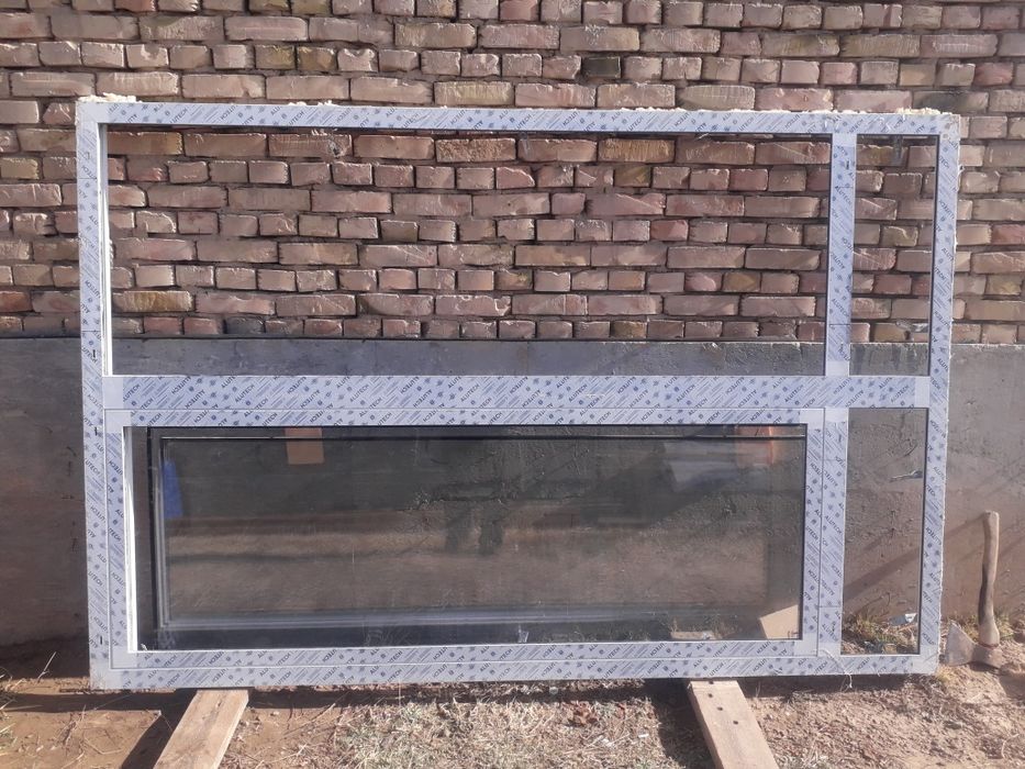 Алюминиевая витраж бу размер 2.55мх1.7м