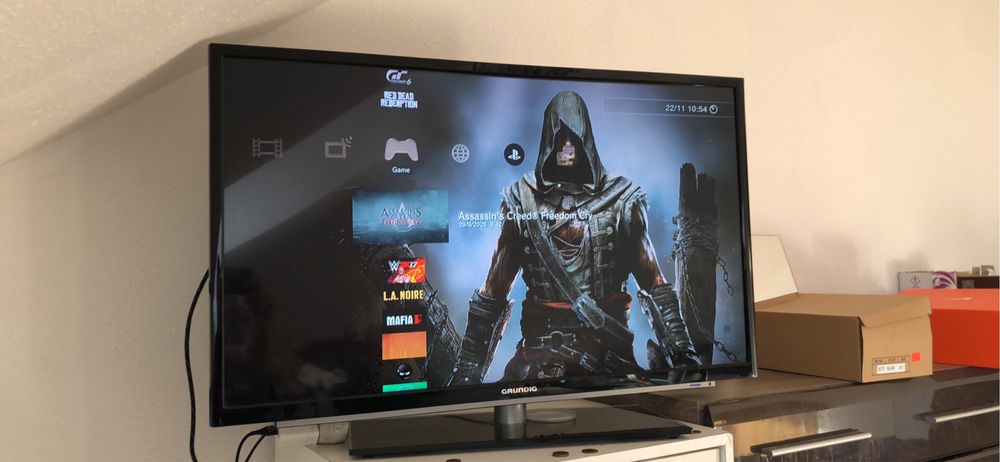 PlayStation 3 modat cu hen