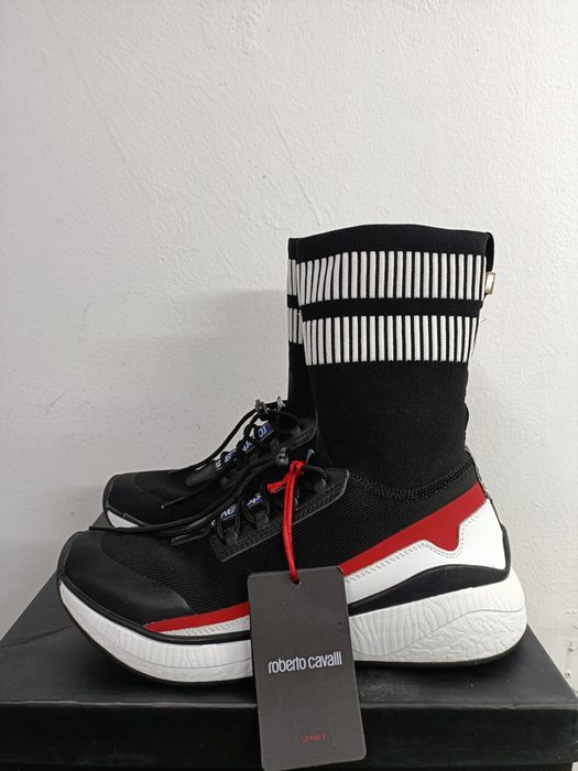 Roberto Cavalli Sport номер 43 код 51A