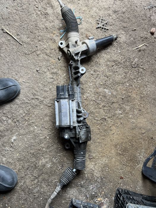 Vand caseta directie bmw f10