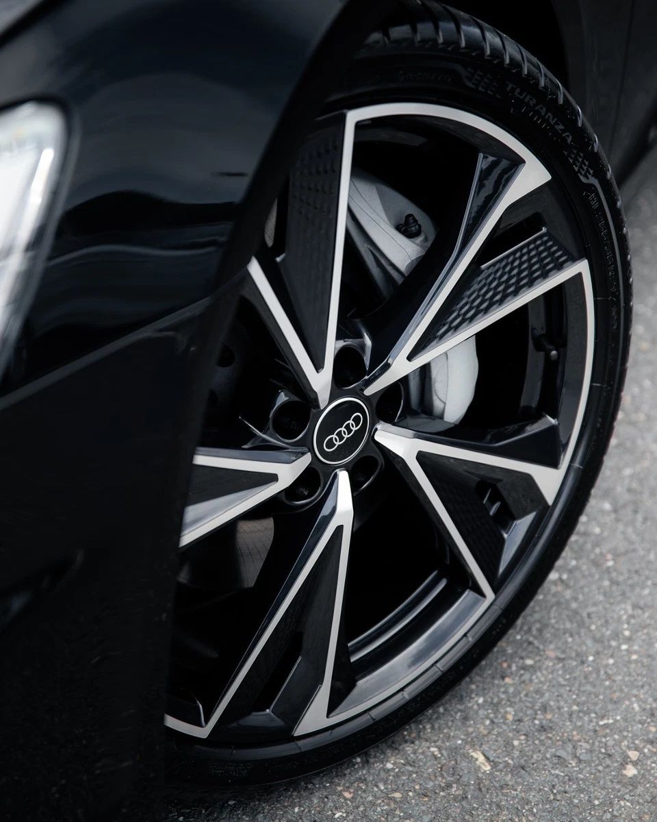 Комплект Джанти за Ауди с runflat гуми Michelin зимни 245/40/18*