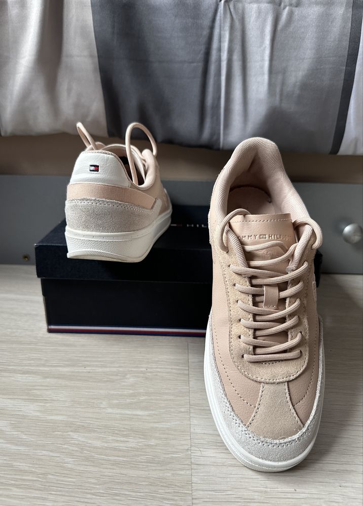 Дамски маратонки Tommy Hilfiger