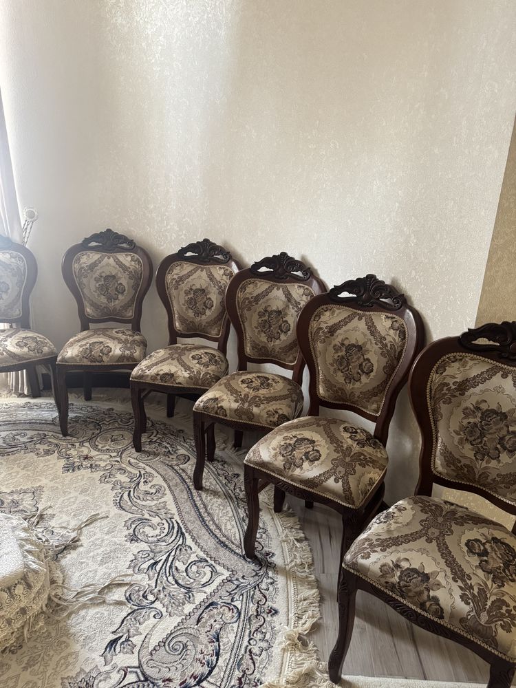 Продается стулья