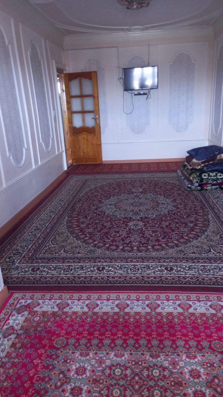 2 xonali kvartira ijaraga maklerskiy xizmat yo'q