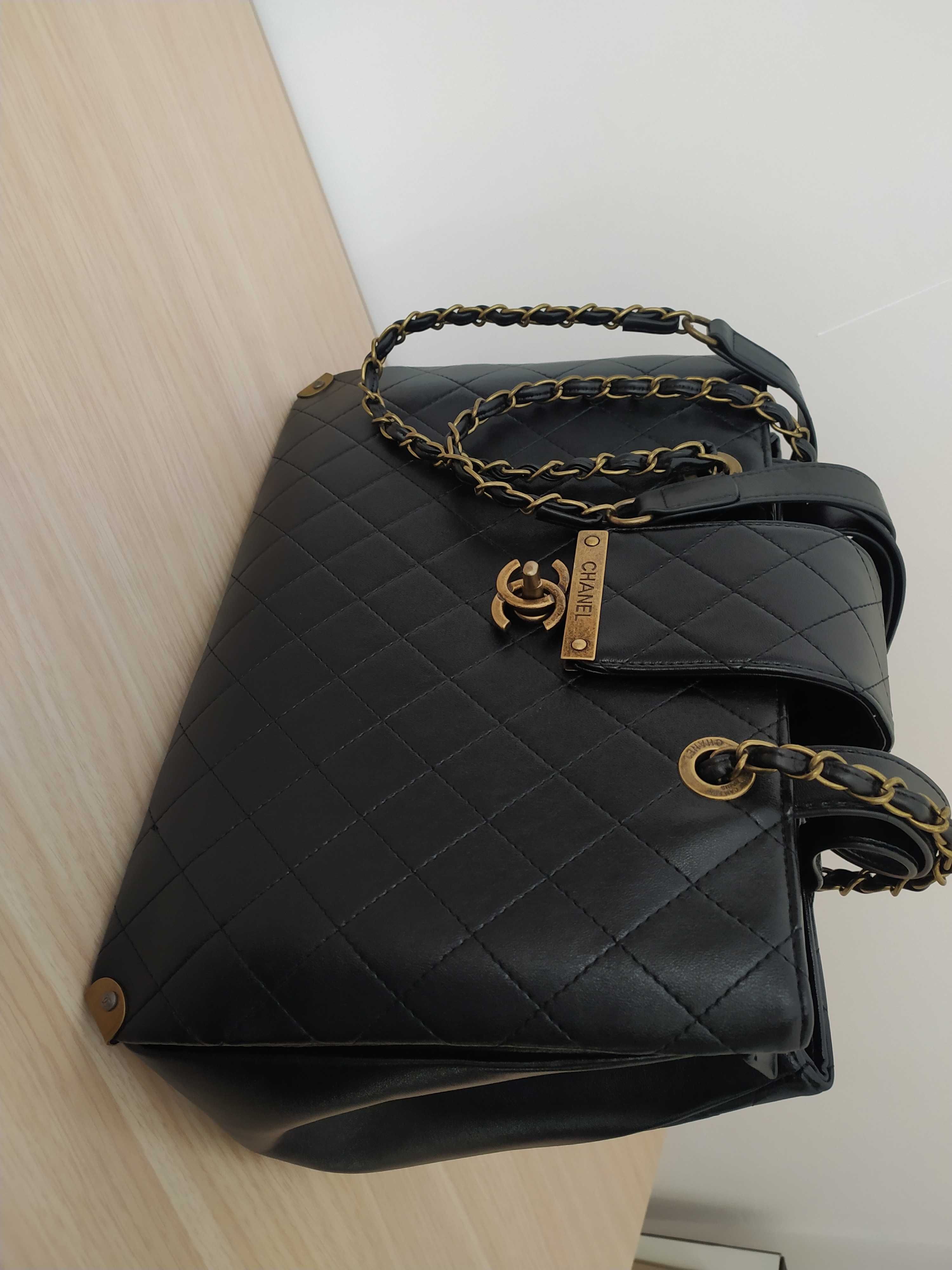 Женская кожанная сумка Chanel