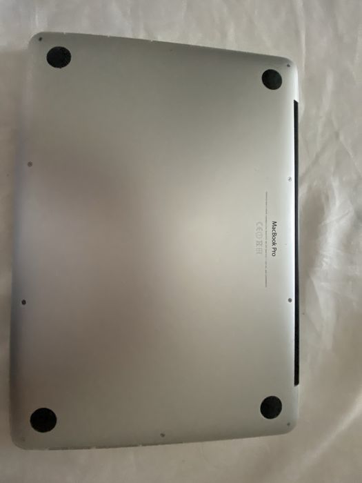 MacBook Pro B/u 310€