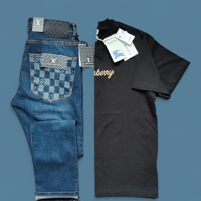 Jeanși bărbătești