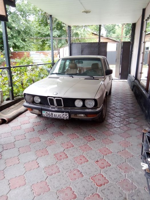 Продам бмв 525 состояние хорошее
