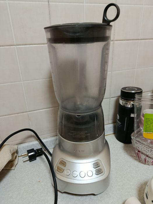 Блендер Bork, срочно