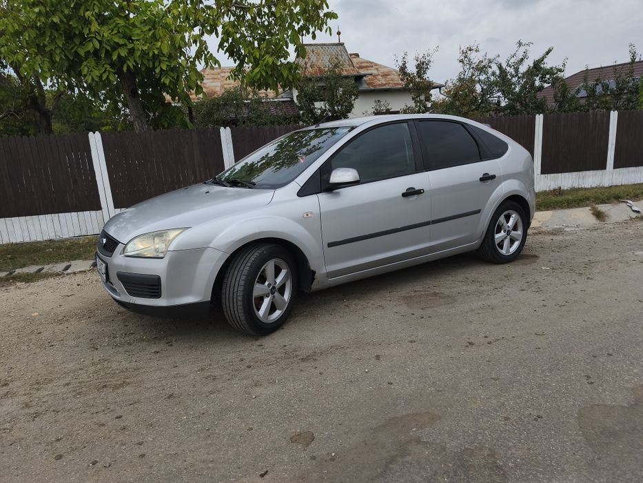 Vând Ford Focus mk2