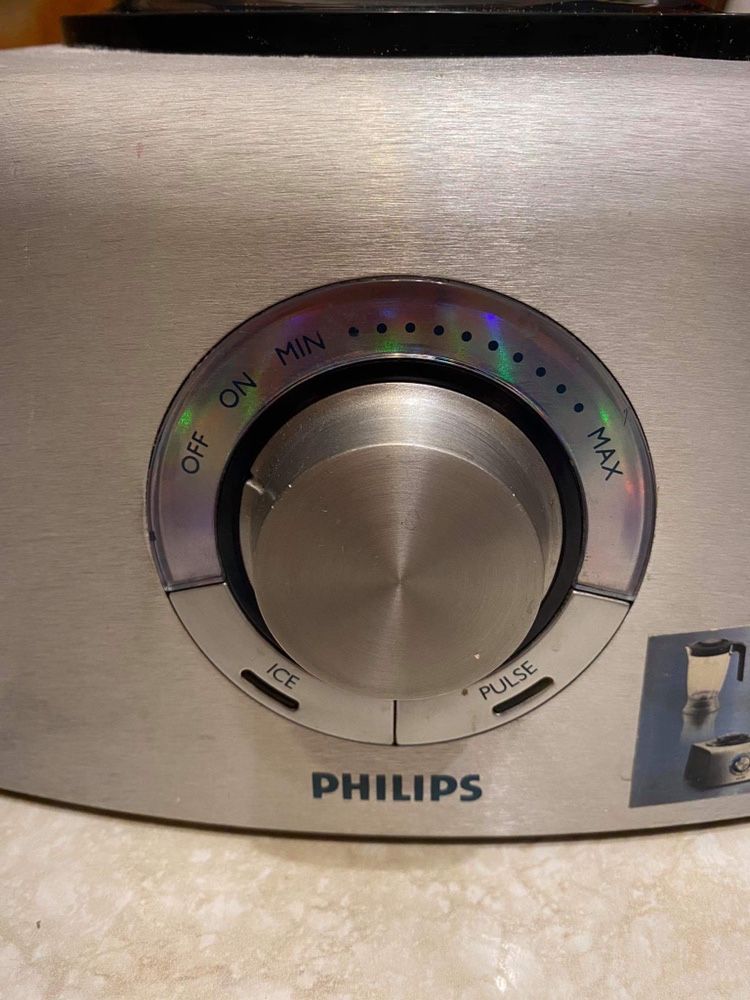 Кухненски робот Philips HR7775 1000 W, кана 1.5 l, купа 2 l